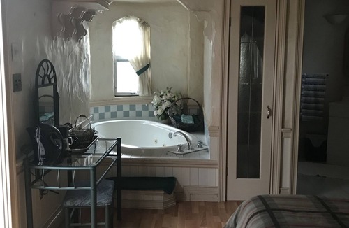 Chemainus House | Little Inn on Willow