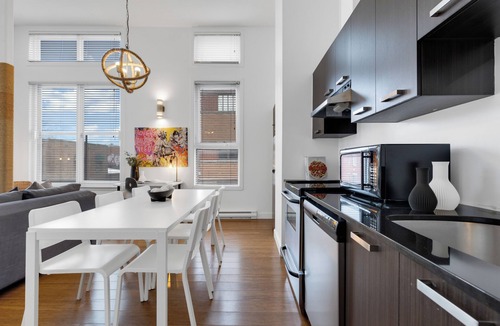 Plateau Mont Royal Apartment | Liv MTL - Main