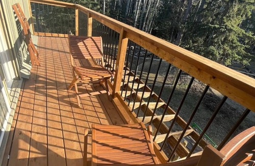 Calgary Condo | Llama Lookout Suite at Basecamp Ranch, Bragg Creek