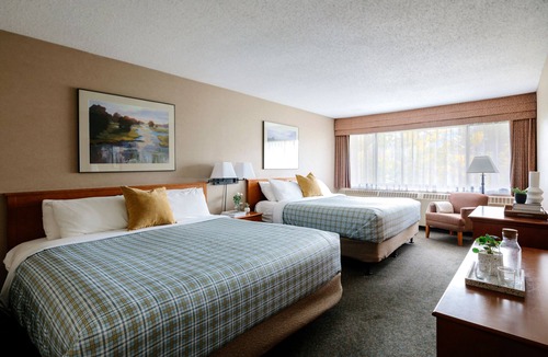 Jasper Hotel | Lobstick Lodge