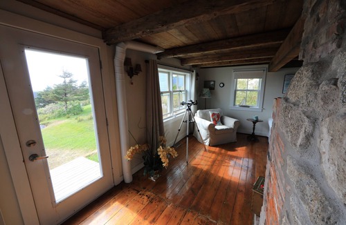 Peggy's Cove Cottage | Located in the heart of Peggys Cove! Featured in Saltscapes Atlantic magazine!