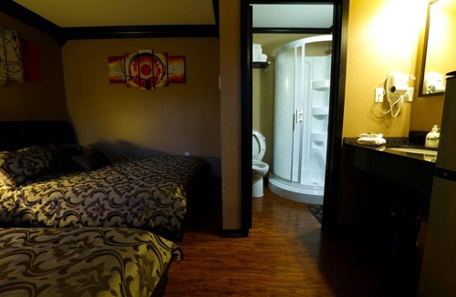 Hastings Highlands Cabin | Lodge ∙ 1 bedroom ∙ 4 guests