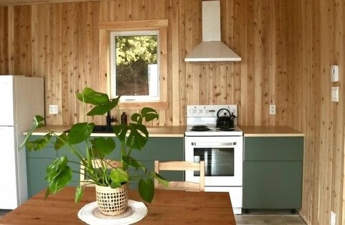 Miguasha-Ouest Ski Chalet | Loft chalet on private waterfront | Gaspesie