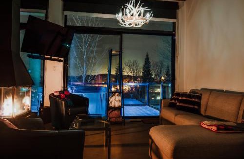 Saint-Faustin-Lac-Carre Apartment | Loft Exécutif CherLieu de luxe avec vue sur golf et montagnes