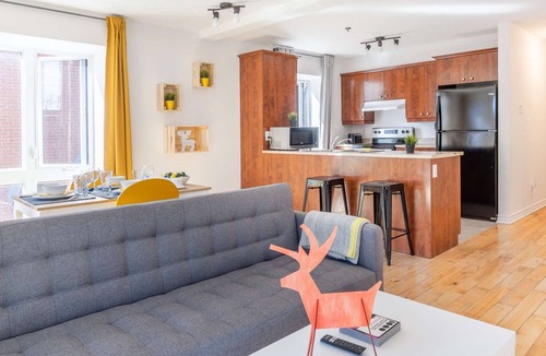 Hochelaga Apartment | Lofts aylwin - designer open space newly renovated