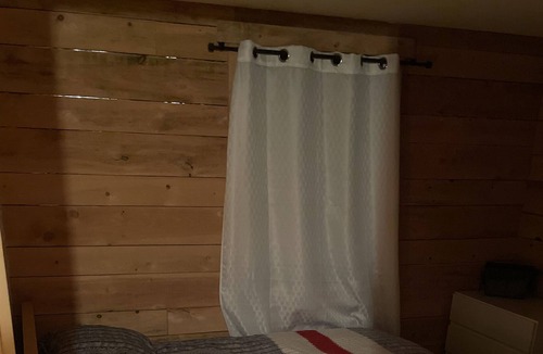 Saint-Michel-des-Saints Cabin | Log cabin in forest in Saint-michel-des-saints
