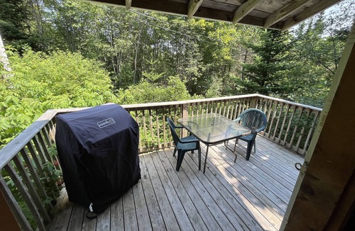 Hubbards Cabin | Log Cabin #2 - Hubbards Beach
