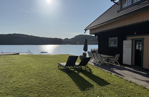 Torreby Ski Chalet | Log cabin with pool, sauna and boat by Torreby Castle | SE09080