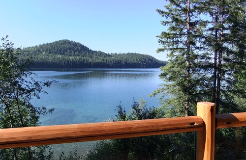Deka Lake House | Log Home Retreat on Beautiful Sulphurous Lakefront