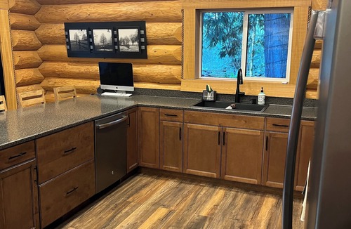 Regional District of Nanaimo House | Log house , teepee, three holiday trailers, room for 16 guests.