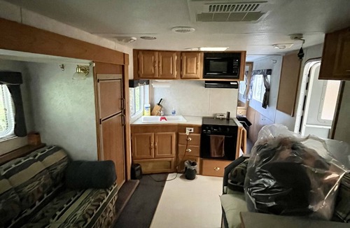 Regional District of Nanaimo House | Log house , teepee, three holiday trailers, room for 16 guests.
