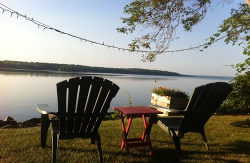 North Port Cottage | Long Reach Retreat Cottage , Prince Edward County , 36 km from Sandbanks