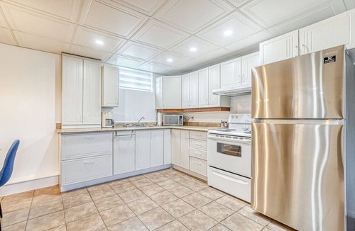 Gatineau Apartment | Lovely 1-bedroom apartment in Gatineau.