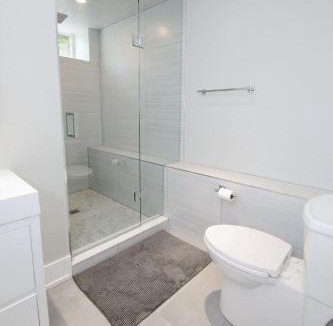 Beaconsfield Village Apartment | Lovely 1-Bedroom New Apartment Downtown