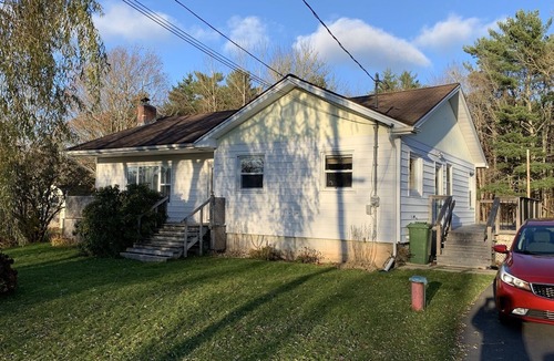 Grand Lake House | Lovely and Bright Bungalow near lake and parks