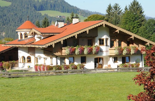 Muhlthal Apartment | Lovely apartment for 4 guests with WIFI, TV and terrace