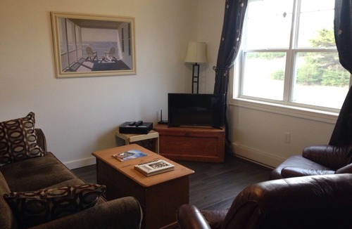 Darnley Cottage | Lovely Cottage.A Stone's Throw From Stunning Thunder Cove Beach