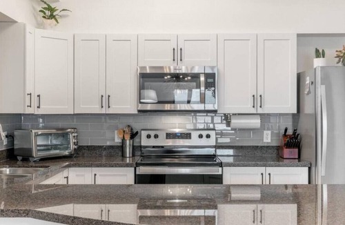 Quail Ridge Apartment | Lovely Mountainview Condo with Pool! #2318