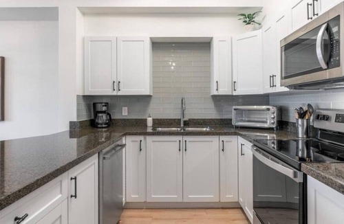 Quail Ridge Apartment | Lovely Mountainview Condo with Pool! #2318