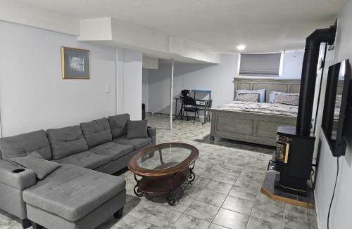 Sudbury Apartment | Lovely one bed accommodation in a quiet environment