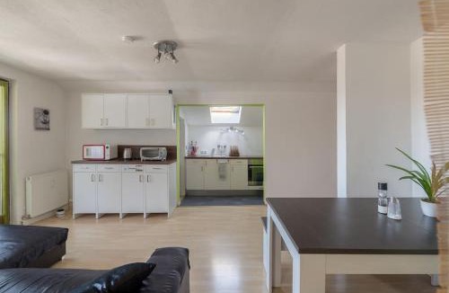 Keutschach am See Apartment | Lovely spacious 3room LOFT UNDER ROOF-100m2-TouristArea