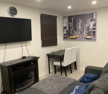 Cambridge Apartment | Lower Unit Entire Apartment