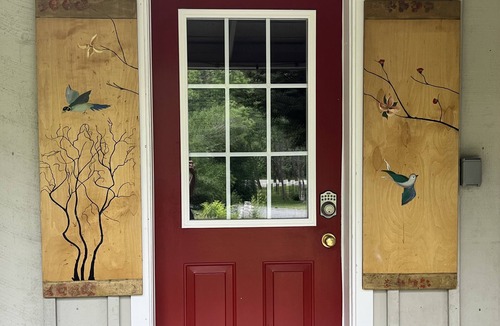 Prince Edward Apartment | Loyalist Bird House (park pass & close to horse ranch)