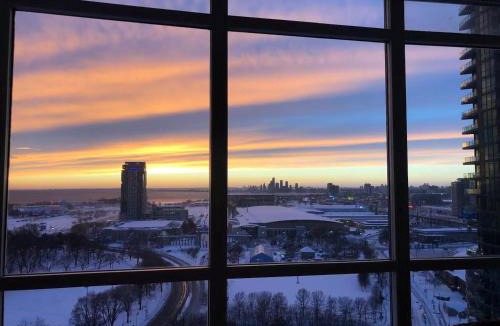 Fort York Apartment | Lux suite - City View - Steps to Rogers Centre & CN Tower