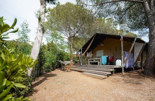 Lacona Ski Chalet | Luxe 5 pers Villatent at Family campsite Casa dei Prati on Elba