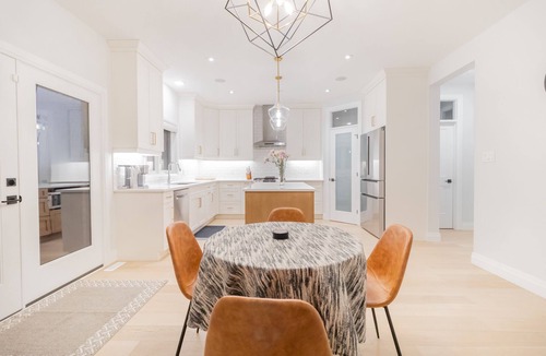 London House | Luxe Exclusive 4 Bedroom House