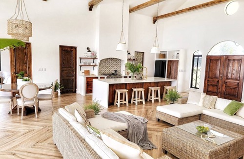 Saint-Rosaire Villa | Luxueuse Villa Privée Avec vue Panoramique et Piscine Infinie