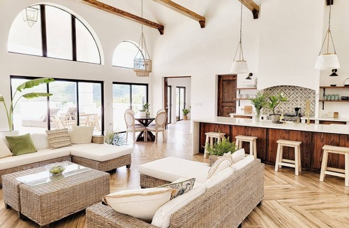 Saint-Rosaire Villa | Luxueuse Villa Privée Avec vue Panoramique et Piscine Infinie