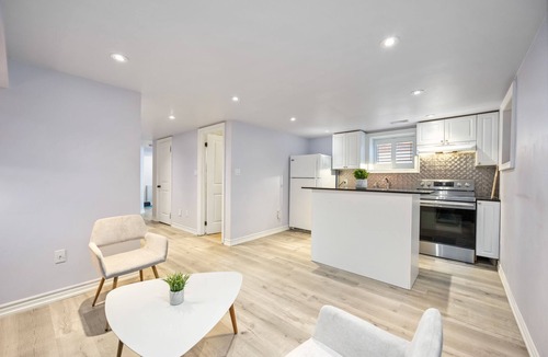 Broadview North House | Luxurious 5BR-4WR Home in Downtown Toronto – Modern, Spacious & Cozy Retreat!