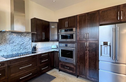 Sooke Villa | Luxurious Beachfront Villa with private hot tub, huge deck, family/pet-friendly!