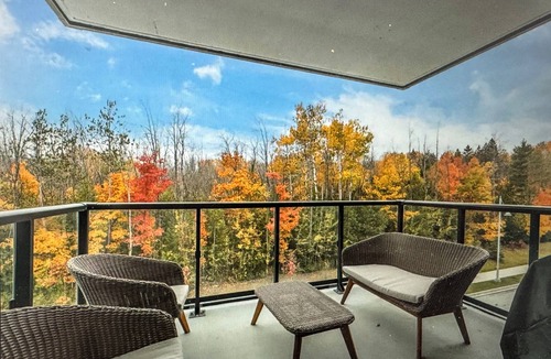 Innisfil Condo | Luxurious Friday Harbour Condo