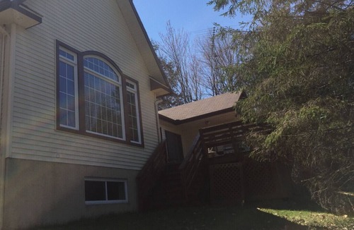 Orford Cottage | Luxurious Lake Front Country House - Lake Bowker- Orford - Quebec