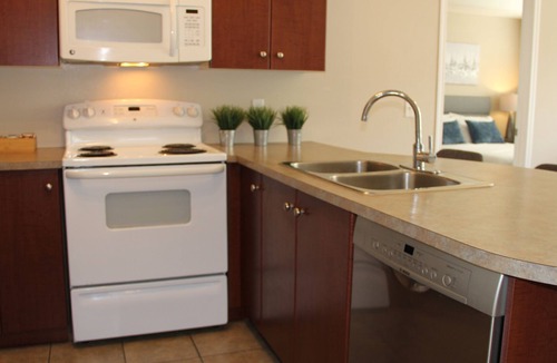 Quail Ridge Condo | Luxurious Modern 2/Bedroom 2/Bath Condo At Pinnacle Pointe Resort