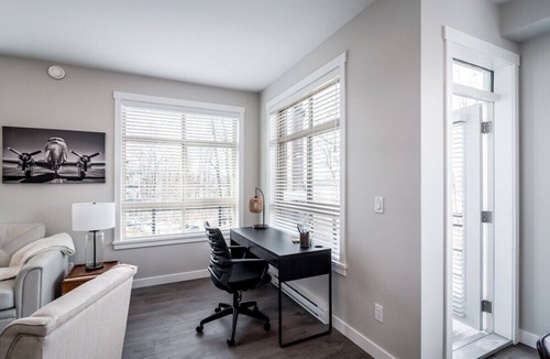 Chilliwack Proper Village West Apartment | Luxury 180 Mountain W/2 Kings