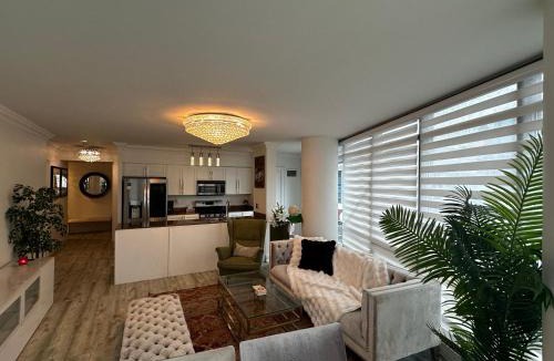 CityPlace Apartment | Luxury 2 Bed Suites Downtown Toronto