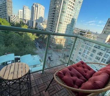 Downtown Vancouver Apartment | Luxury 2-bedroom condo beach side Yaletown