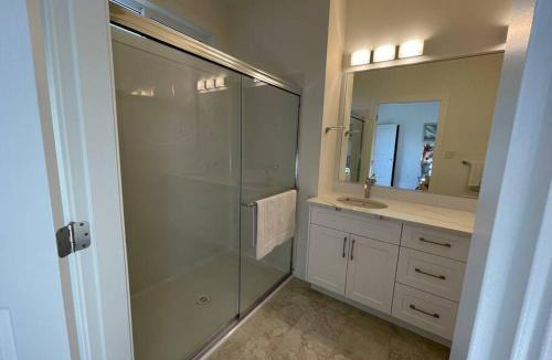 Chemainus Villa | Luxury 3-Bed, 5-Bath Ocean View Vacation Home