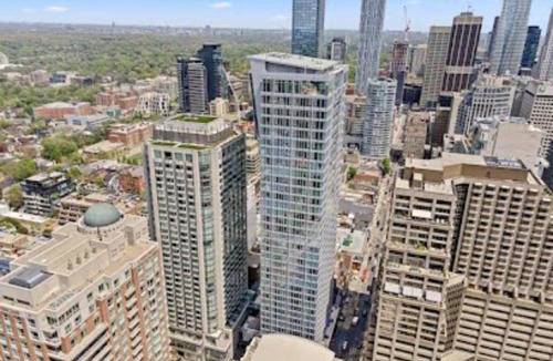 Bloor-Yorkville Apartment | Luxury 3-Beds Apartment in Yorkville with the Best City View in Downtown Toronto