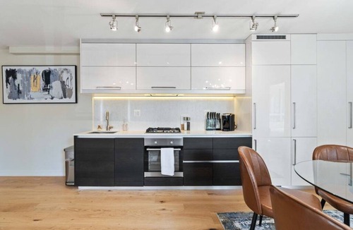 Chinatown Apartment | Luxury 3BD apartment, Downtown