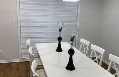 L'Ile-Bizard House | Luxury 3BR 7gst free parking 4 Pet friendly Monthly