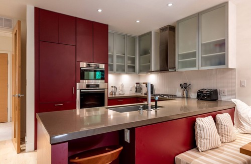 Blackcomb House | Luxury 3BR Escape | Hot Tub | Garage | Close to Lost Lake & Trails | Managed by Aloha Whistler