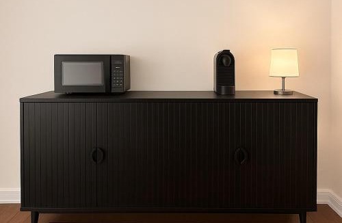 Chambly Apartment | Luxury and cozy 1BR Retreat