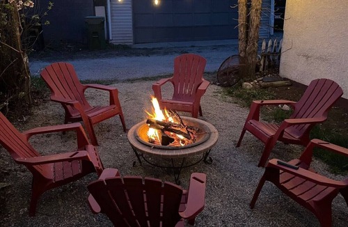 Bridgeland House | Luxury Bridgeland Home - Walk Downtown - 3 King Bedrooms - Outdoor Firepit