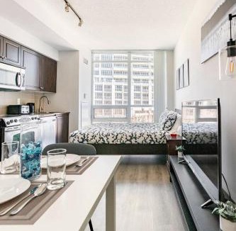 Fort York Apartment | Luxury CN Tower Suites - Save on Monthly Stays