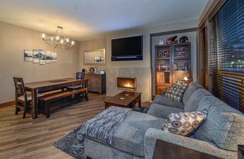Big White Ski Resort Condo | Luxury condo with ski-in ski-out access that is in the heart of the village.