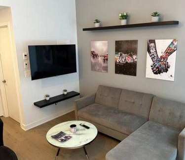 Downtown Montreal Apartment | Luxury Downtown Escape Pool & Free Parking